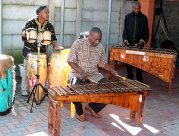 Ronald Vimbi, Bongani Sotshononda and Mzoxolo Mbula &copy E.Arries 2005