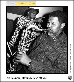 Ezra Ngcukana with Mankunku &copy S.Gordon 2000