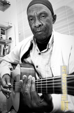 Madala Kunene &copy S.Gordon / music.org.za